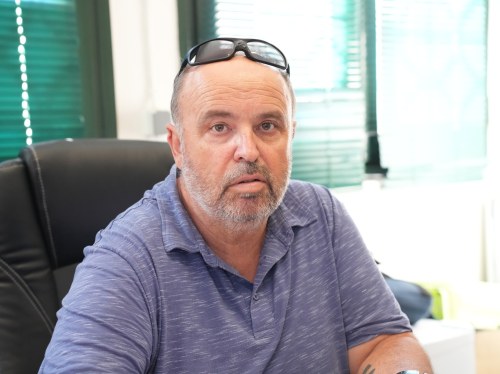 Ο οδηγός της δημοτικής συγκοινωνίας στην Αμανή “σπάει τη σιωπή του”