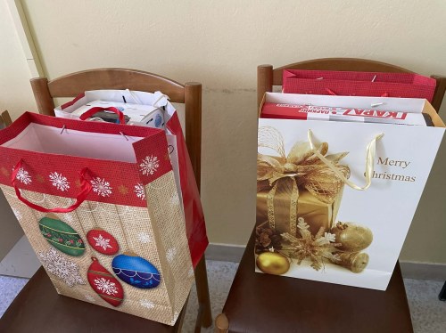 Το Εργατικό Κέντρο Χίου δίπλα στα παιδιά που το έχουν ανάγκη