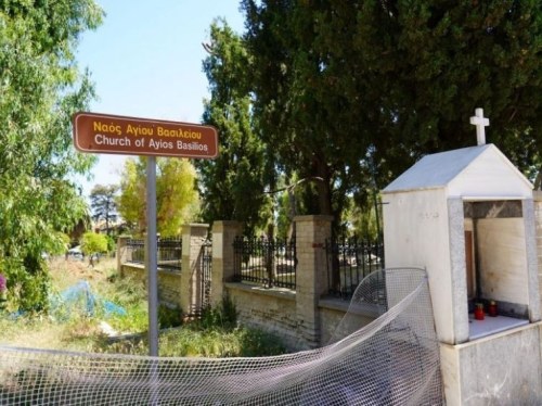 Ο ναός του Μεγάλου Βασιλείου: Μια σιωπηλή φωνή στην καρδιά της Χίου