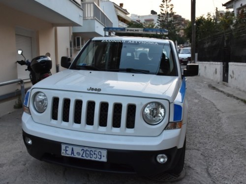 Μαχαίρια και σουγιάδες στο Πυργί: Σύλληψη τεσσάρων αλλοδαπών για σοβαρό επεισόδιο