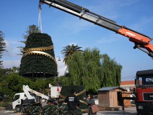 40.000 για εκδηλώσεις και... 56.000 ευρώ για διάκοσμο σε 3 Δημοτικές Ενότητες