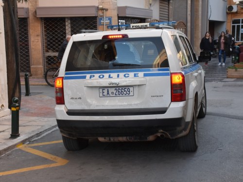 Συλλήψεις στη Χίο για παραβάσεις υγειονομικού ενδιαφέροντος και ναρκωτικά