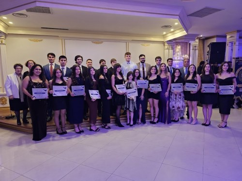 Μις Χίος, υποτροφίες και δωρεές στην 114η επέτειο του «Κοραή»