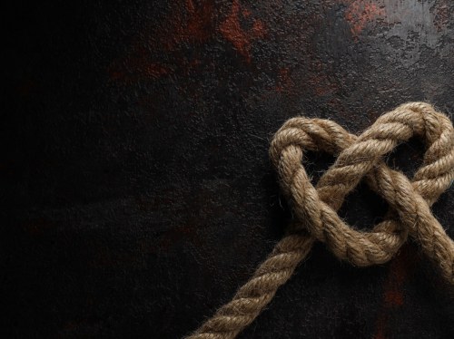 Τραγωδία με αυτοκτονία 40χρονης που βρέθηκε κρεμασμένη