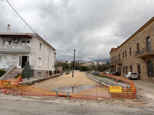 Πόση προνοητικότητα και προγραμματισμό χρειαζόταν για να μετακινηθεί μια κολώνα όλα αυτά τα χρόνια;