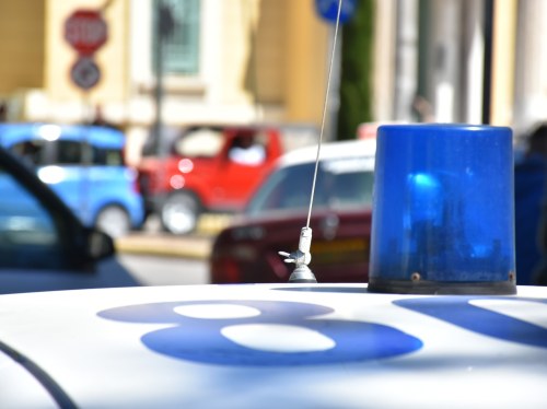 Σάμος - Σύλληψη 47χρονου για πολυάριθμες απάτες και νομιμοποίηση εσόδων