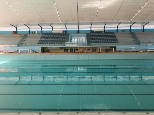 Πράσινο φως για θεατές στο Ιωνικό Κολυμβητήριο – σε τροχιά πλήρους αδειοδότησης και τα γήπεδα της Χίου